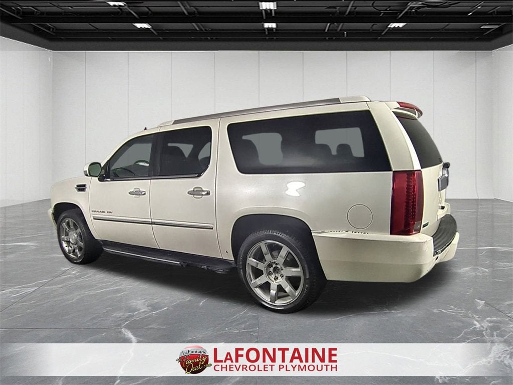 2011 Cadillac Escalade ESV Luxury