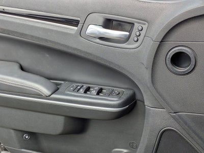 2022 Chrysler 300 S