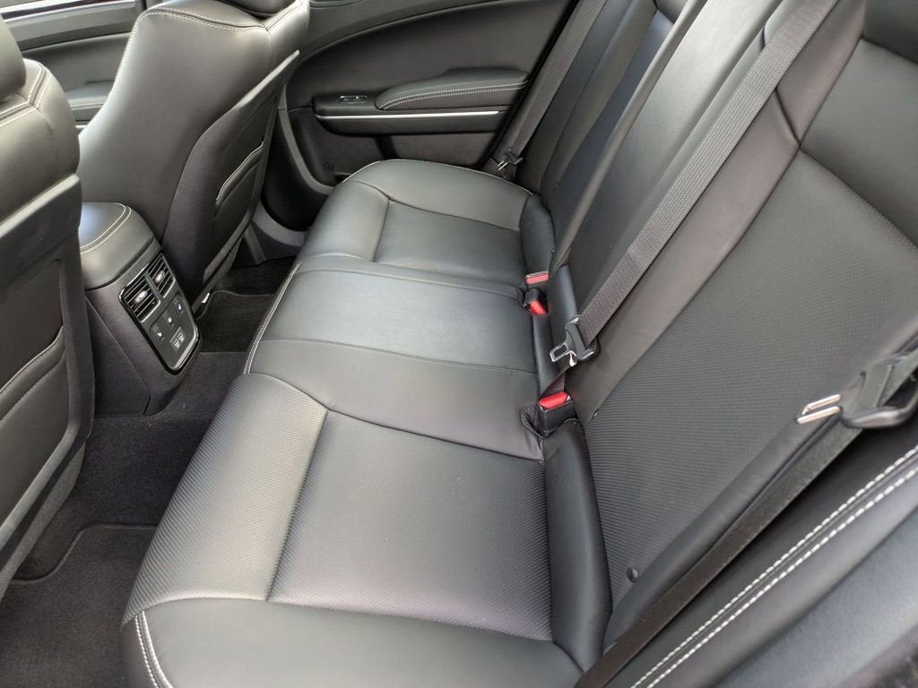 2022 Chrysler 300 S