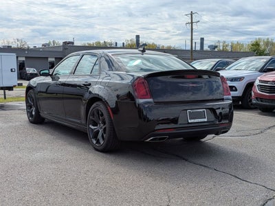 2022 Chrysler 300 S