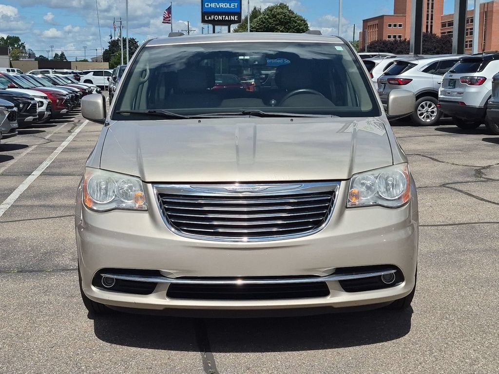2013 Chrysler Town & Country Touring