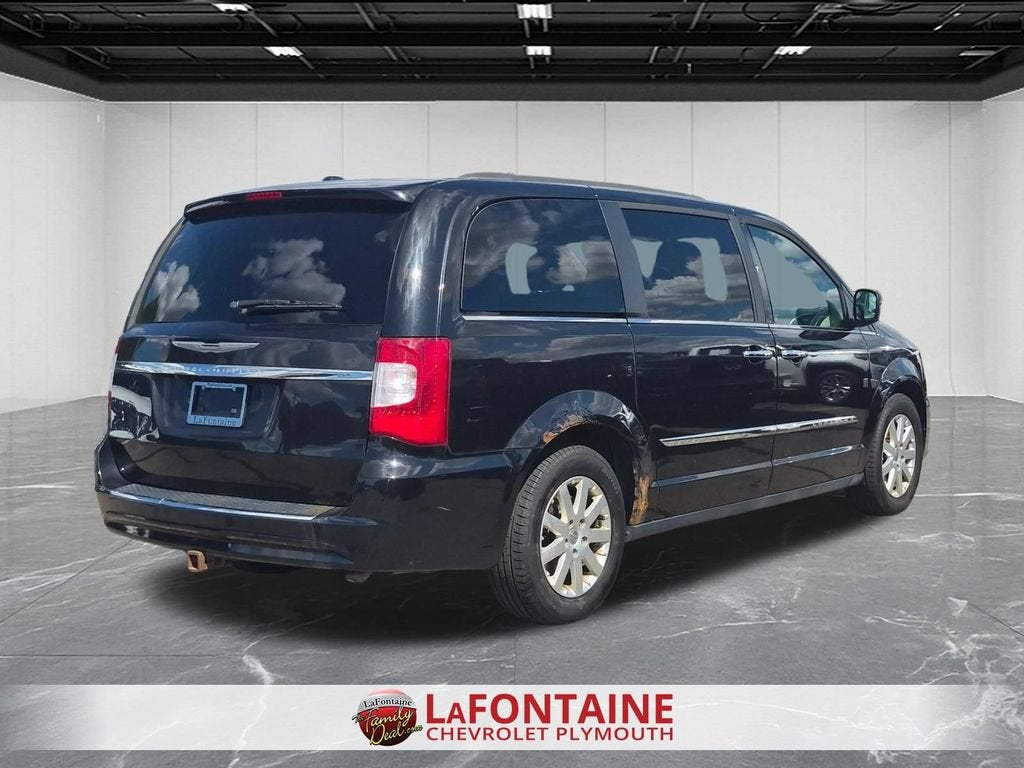 2015 Chrysler Town & Country Touring