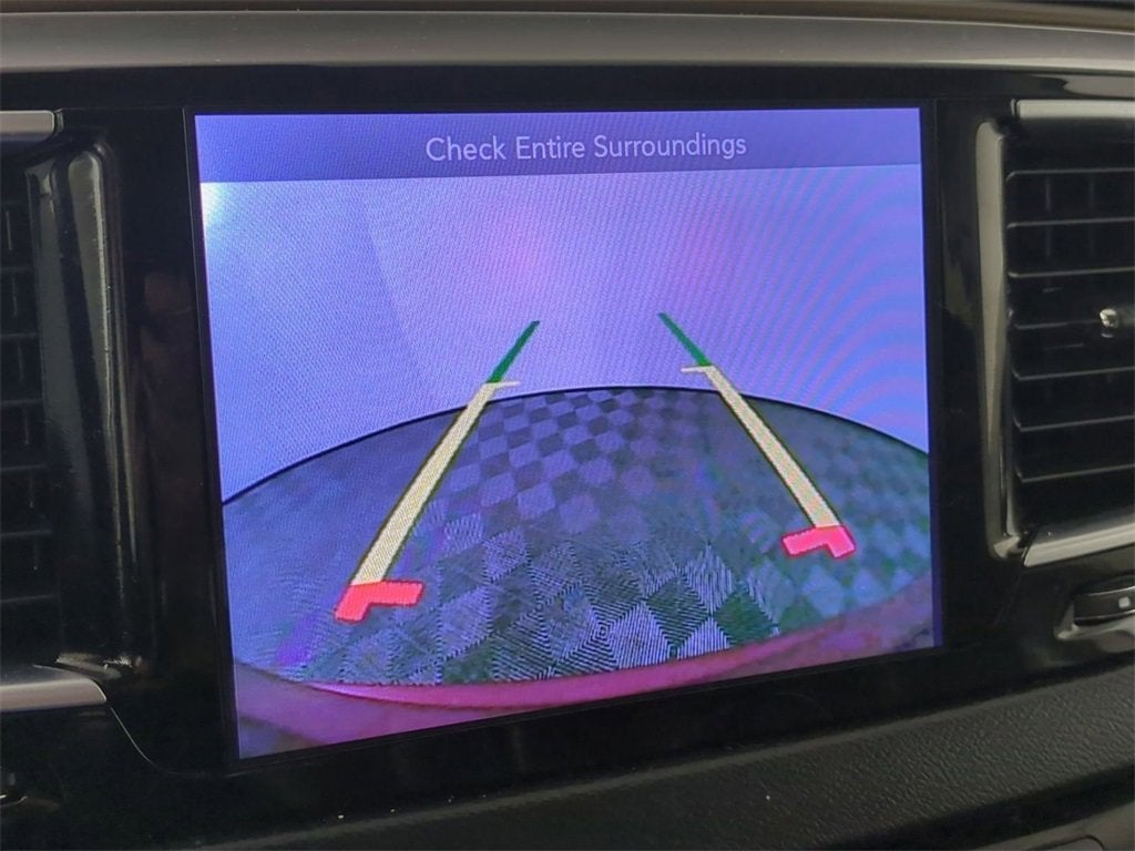 2017 Chrysler Pacifica Touring-L Plus