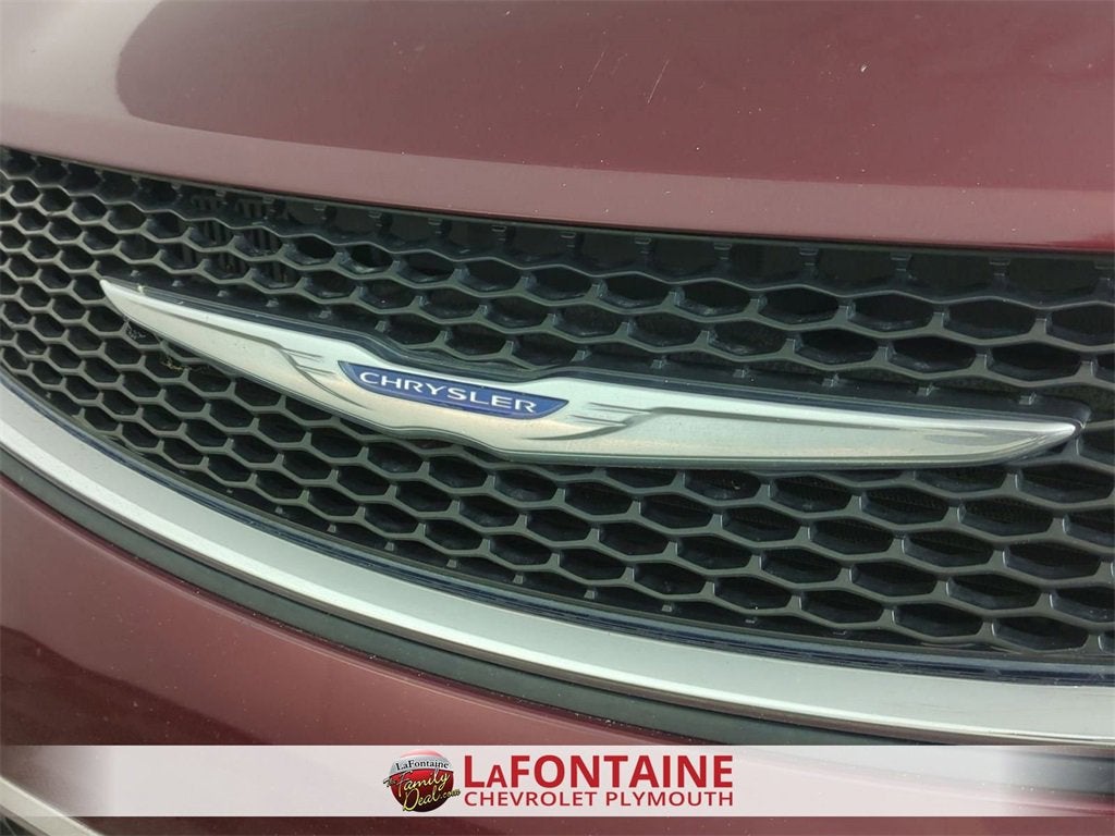 2017 Chrysler Pacifica Touring-L Plus