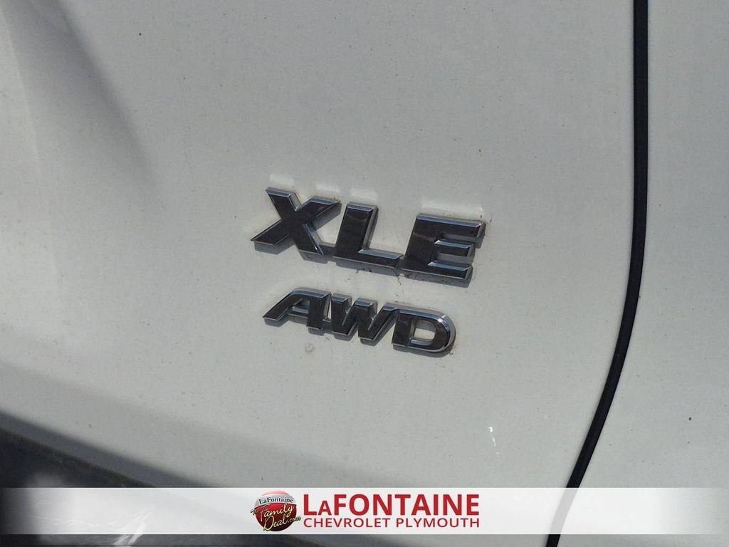2020 Toyota RAV4 XLE