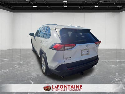 2020 Toyota RAV4 XLE