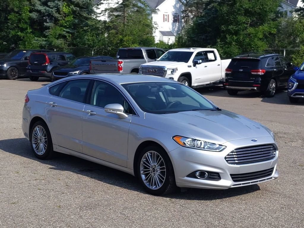 2016 Ford Fusion SE