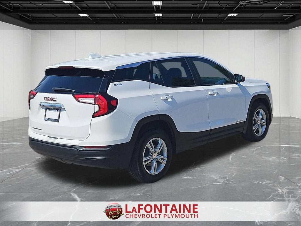 2023 GMC Terrain SLE