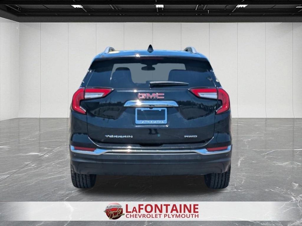 2022 GMC Terrain SLT