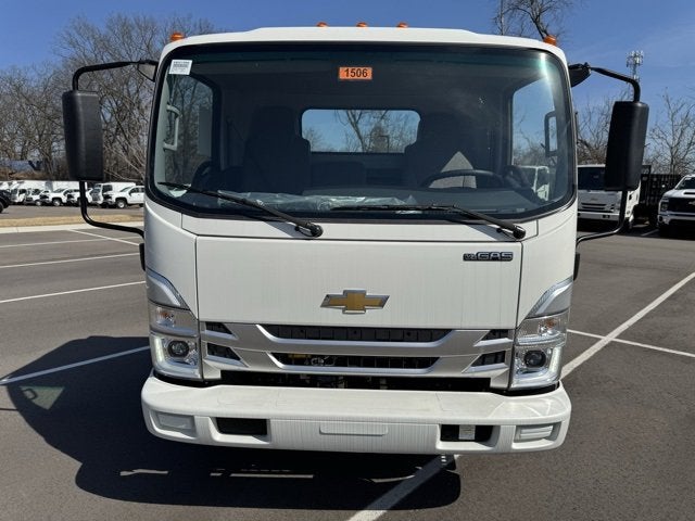 2024 Chevrolet Low Cab Forward 4500 Base