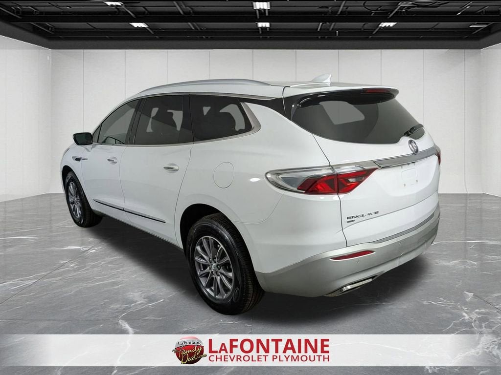 2023 Buick Enclave Essence