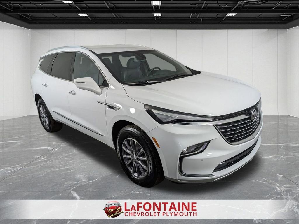 2023 Buick Enclave Essence