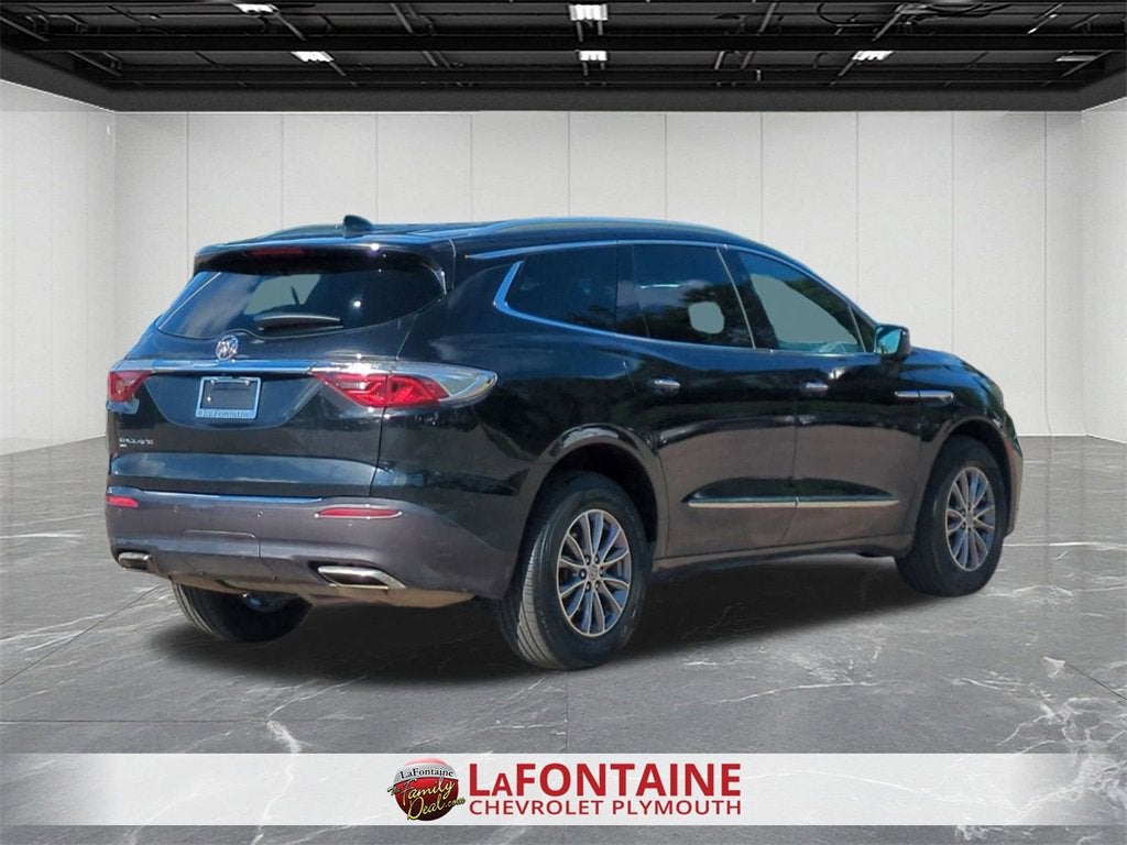 2023 Buick Enclave Essence