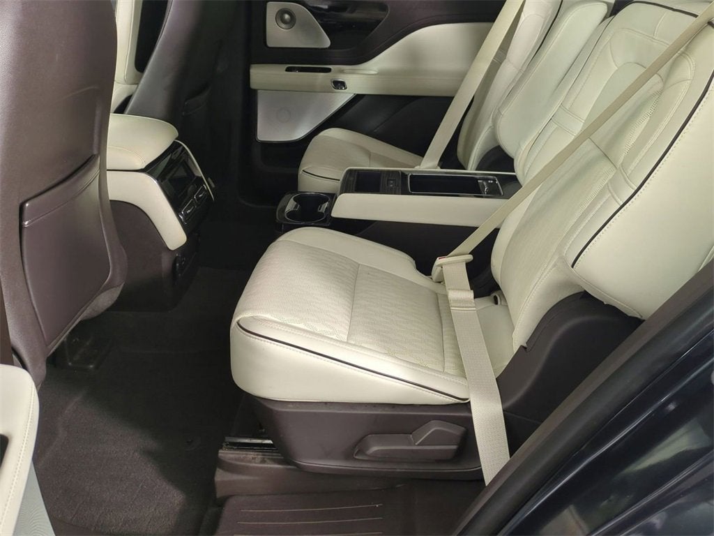 2021 Lincoln Aviator Black Label