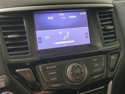 2018 Nissan Pathfinder SV