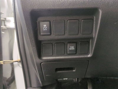 2018 Nissan Pathfinder SV