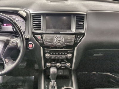 2018 Nissan Pathfinder SV