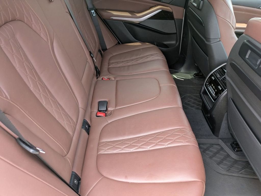 2020 BMW X5 M50i
